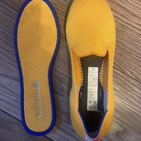 Rothy’s Kids size 3 Lemon Drop Loafer 🍋 - Picture 8 of 8